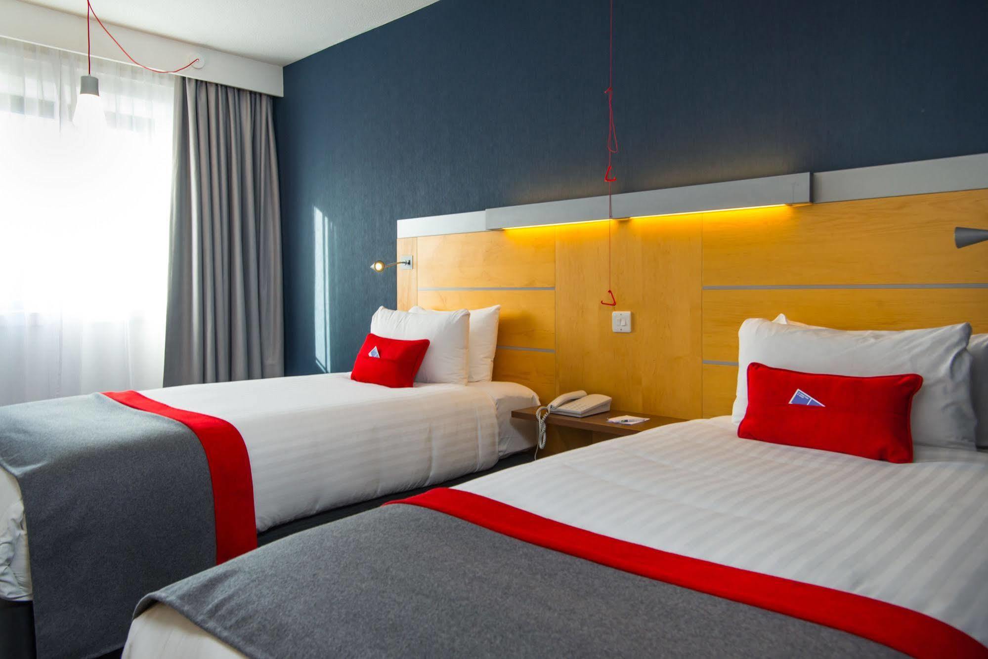 Express Leeds Centre By Ihg Hotel 3*